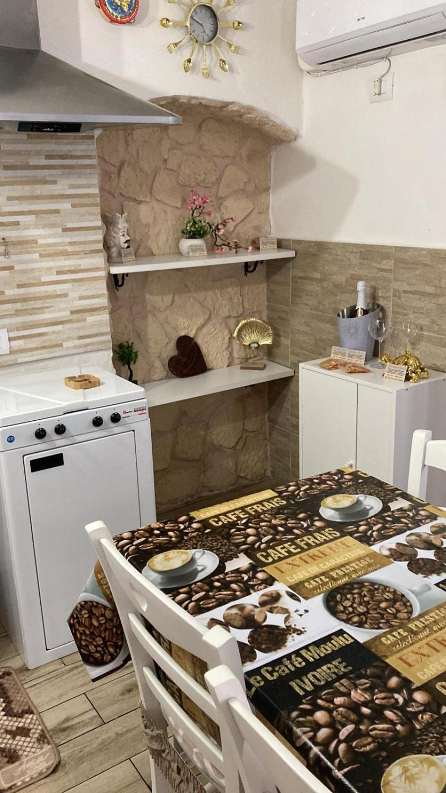 Casa Vacanze Eleonor Catania Bagian luar foto